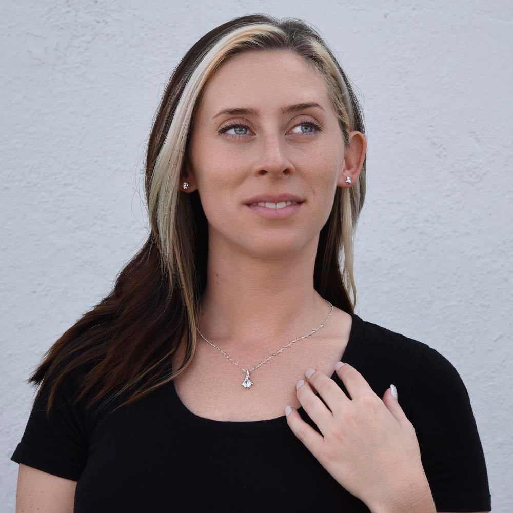 Alluring Beauty Necklace & Earring Set